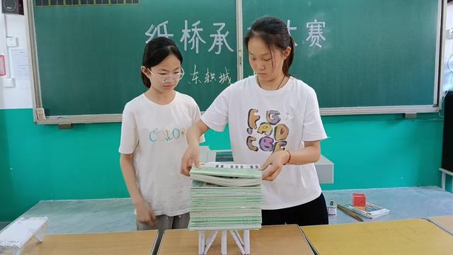 小学举行首届科学教育节活动j9国际站登录济源：东轵城